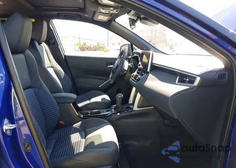 2025 Toyota Corolla Cross Hybrid Xse z USA, uszkodzony, nr VIN 7MUFBABG9SV067495